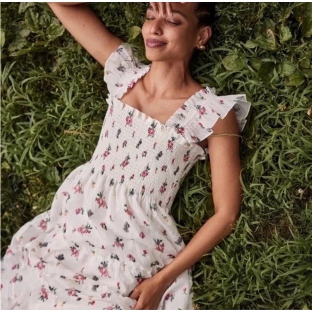 New HILL HOUSE Ellie Floral Smocked Midi Nap Dress in Ivory Crushed Taffeta Ikat - Picture 2 of 16